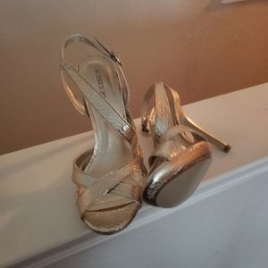 Ladies Shoes